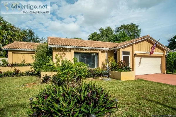 9811 NW 26 CT CORAL SPRING 33065