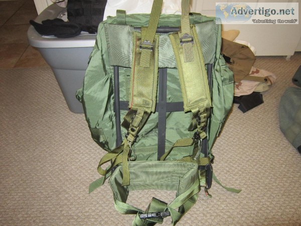 Unused large ALICE pack with frame