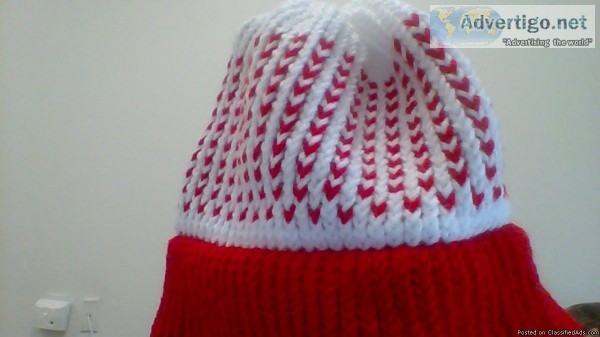 Little Hearts Knitted hat