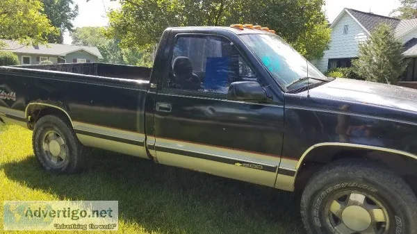 1995 Chevy 4x4 12 ton truck