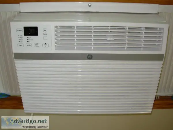 5 day old 10100 BTU air conditioner for sale
