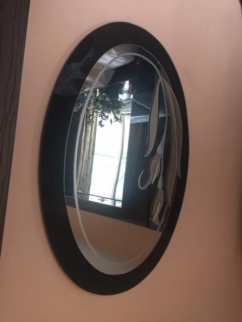 VINTAGE ITALIAN ORNATE WALL MIRROR