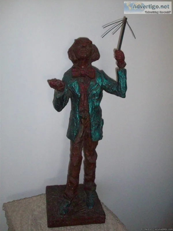 RED SKELTON-sad clown STATUE