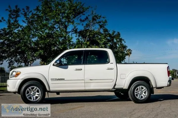 2005 Toyota Tundra White Pickup