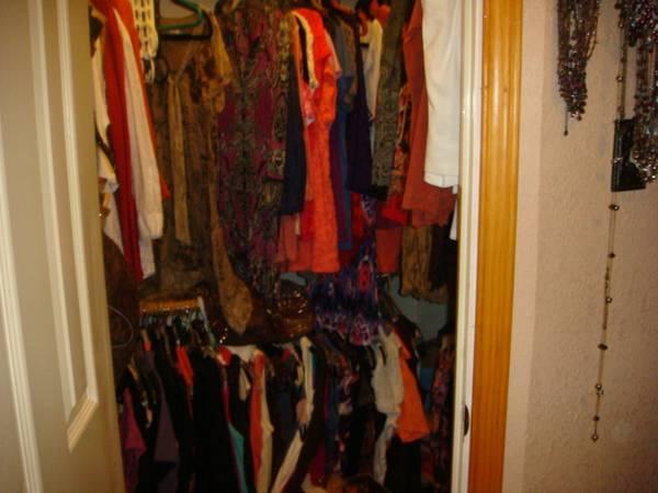 Is there anyone out there who buys out Clothes at estatemoving s