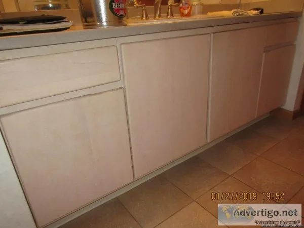 PROFESSIONAL Cabinet Painter_Update Your Kitchen On a Budget 508