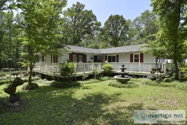 2.2 Acres - Beautiful Home in Blythewood