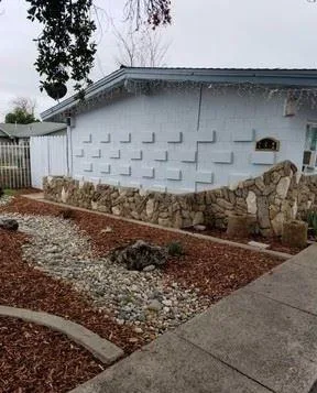 2 Bed  1 Bath