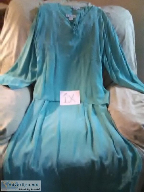 Large and Larger Women s Clothing