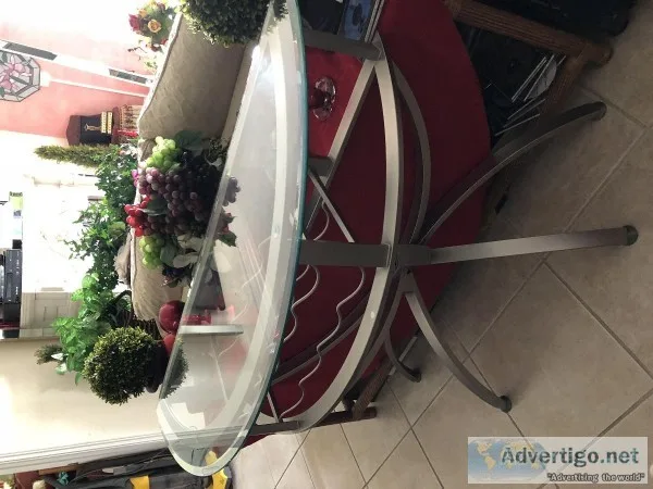 Wine table
