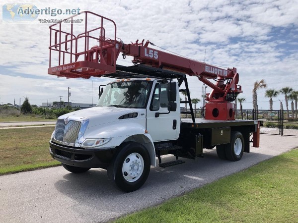 1999 INTERNATIONAL 4700 UNDER CDL Elliott L55R SIGN TRUCKS FOR S