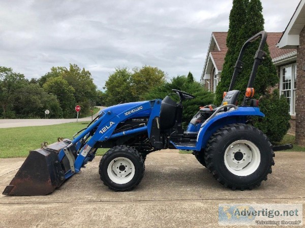 2003 New Holland TC18 4WD Compact Tractor
