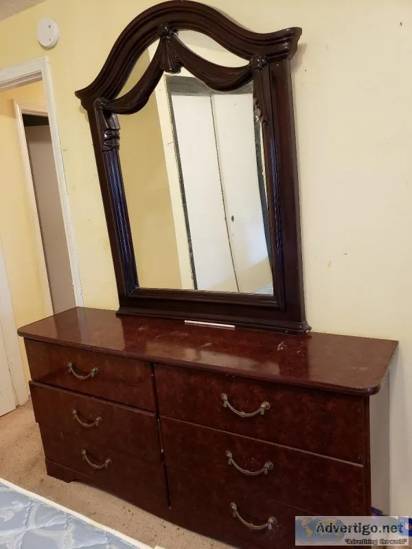 Bedroom set