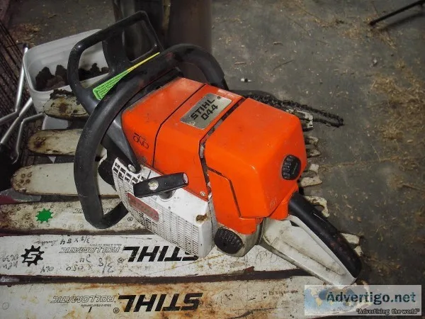STIHL 044 CHAIN SAW ALMOST NEW
