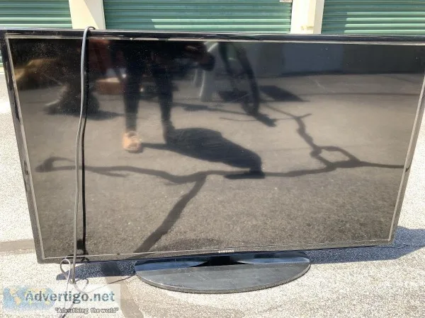 Samsung smart TV 32&rdquo
