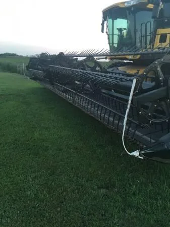 2008 Mac Don FD70 Flex Draper