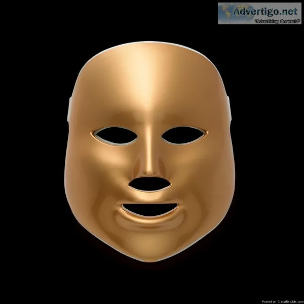 Light-Therapy Golden Facial Treatment Device