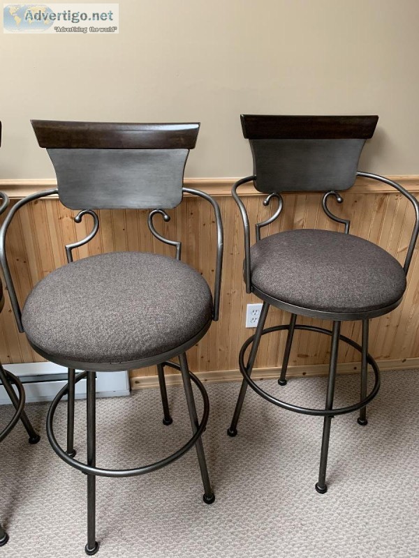 High-top Barstools