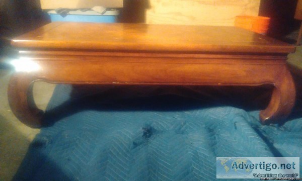 Henredon Low CoffeeCocktail Table