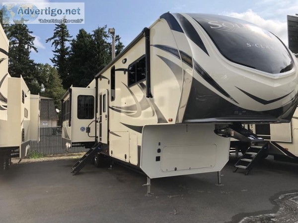 2019 Grand Design Solitude S-Class 3350RL