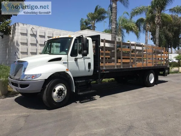 2014 International DuraStar 4300 24  Stakebed with Liftgate CARB