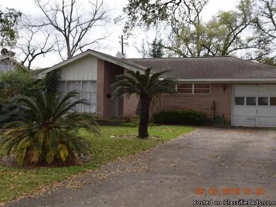 Single family home for rent in great location on a quiet cul-de-