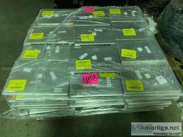 1 Lot of Apple MacBook Laptops