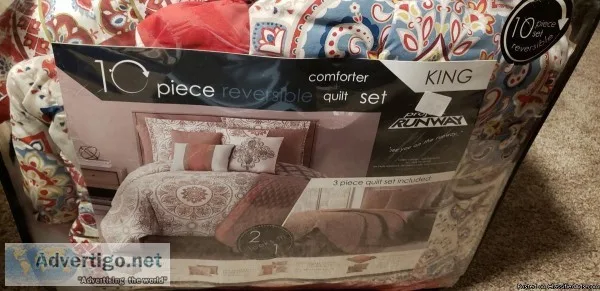 Runway Comforter 3 piece quilt set