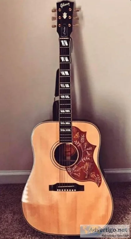 Limited edition Gibson hummingbird custom shop