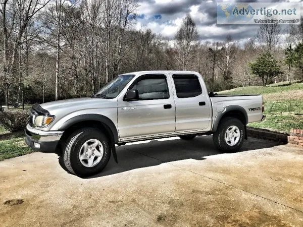2004 Toyota Tacoma Silver TRD Pickup