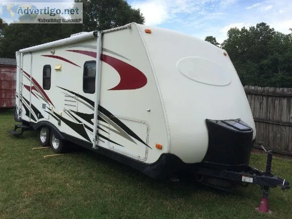 2004 Keystone Zeppelin 1 owner camper