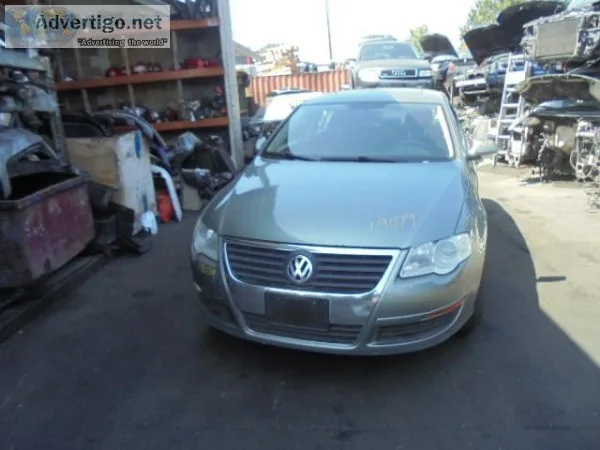 Parting out - 2006 VW Passat - Green - Parts - 19079
