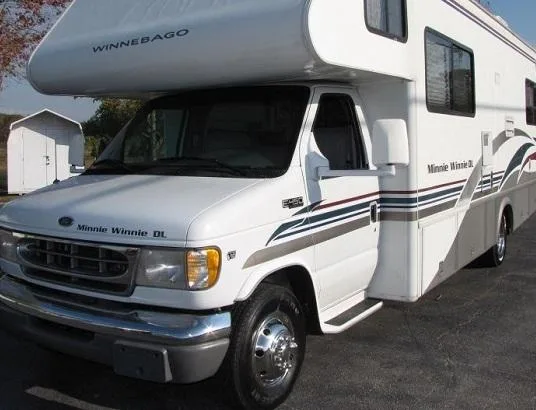 2000 Winnebago Minnie Winnie Motorhome