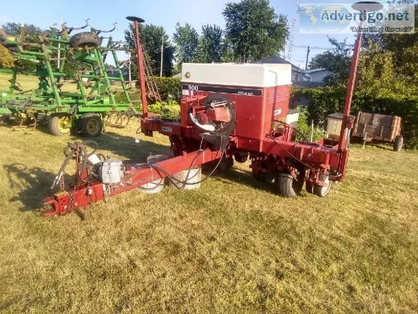 Case 900 Corn Planter