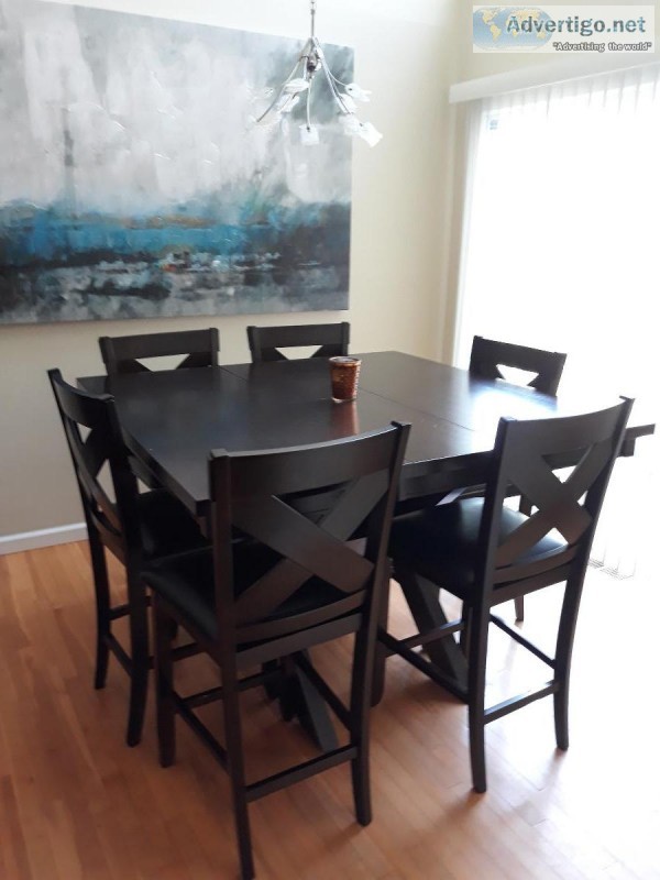 One year old Heavy Mahogany dining room table rectangular shape 