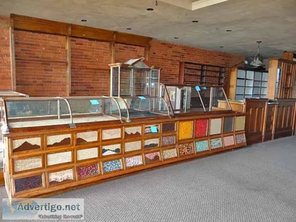 Antique and Collectibles Estate Auction