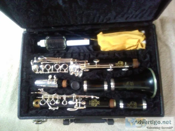 Amati ACL-615 B-flat Clarinet with Low E-flat Key