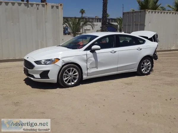 s2018 FORD FUSION SEDAN 3512