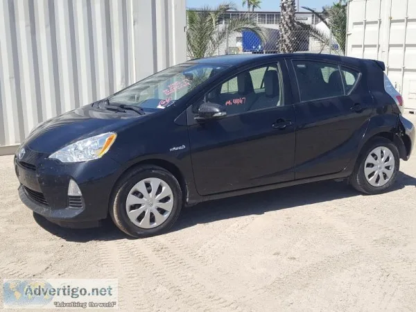 s2014 TOYOTA PRIUS C HATCHBACK SEDAN 1900