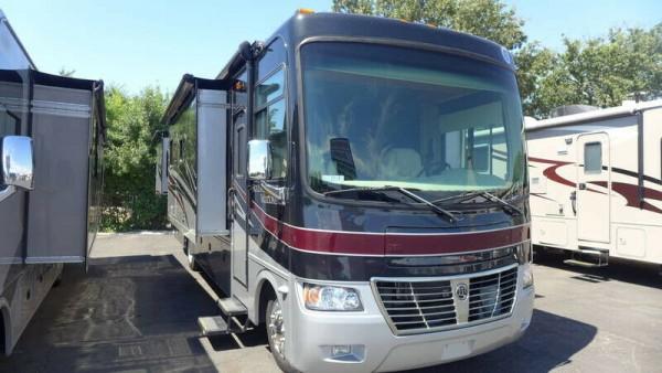 2013 Holiday Rambler Vacationer 36SBT Class-A Motorhome For Sale