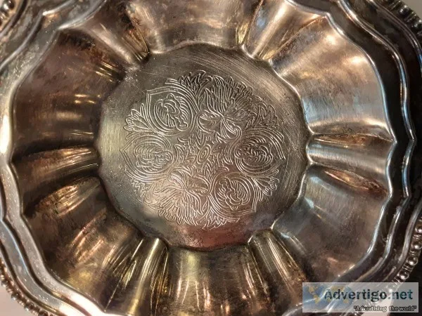 AVON silver plated round dish