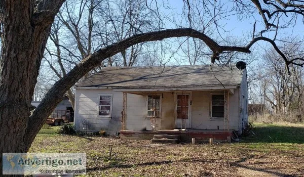 &heartsVery Affordable Home - Handyman Special