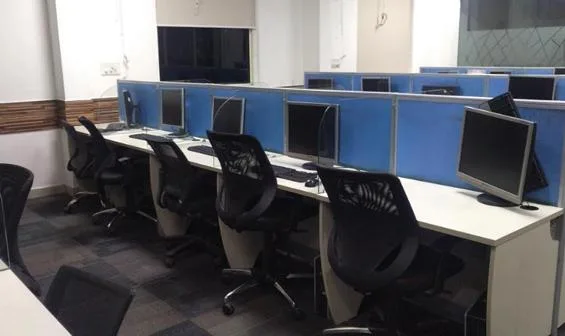 PLUG IN 10-20SEAT MD CABINCONFERENCE ROOM