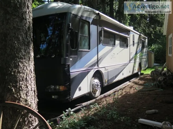 By Owner 2003 40 ft. American Tradition w3 slides
