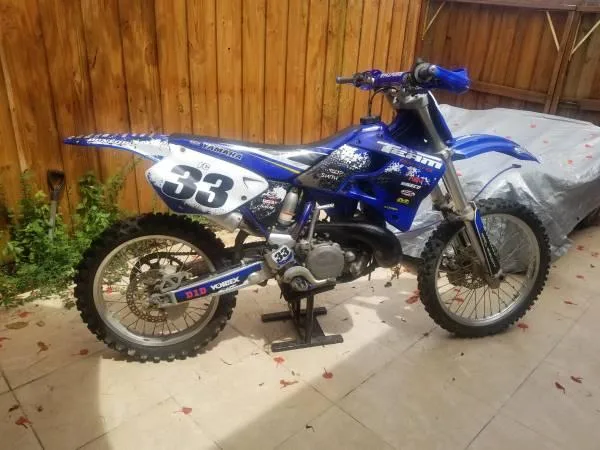 2000 YAMAHA YZ250 2 STROKE FAST POWERFUL 2008 TRAILER FOR 2 BIKE