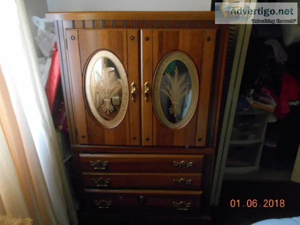 Full size bedroom set  3 pieces