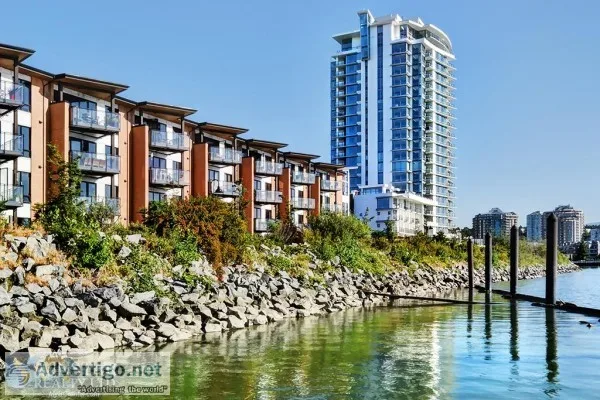 Port Royal Riverfront 2 Bed 2 Bath Condo w Balcony  The Peninsul