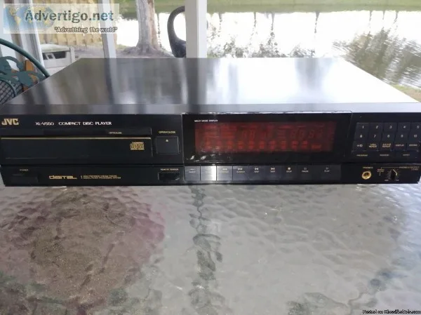 JVC XL-V550 CD Player (See Description)