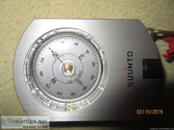 SUUNTO Compass with viewer Model KB-14360