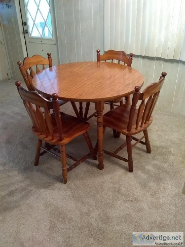 Table and chair set